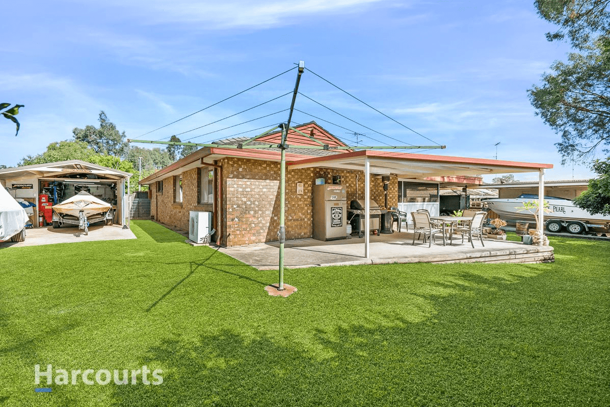 17 Banks Drive, St Clair, NSW 2759