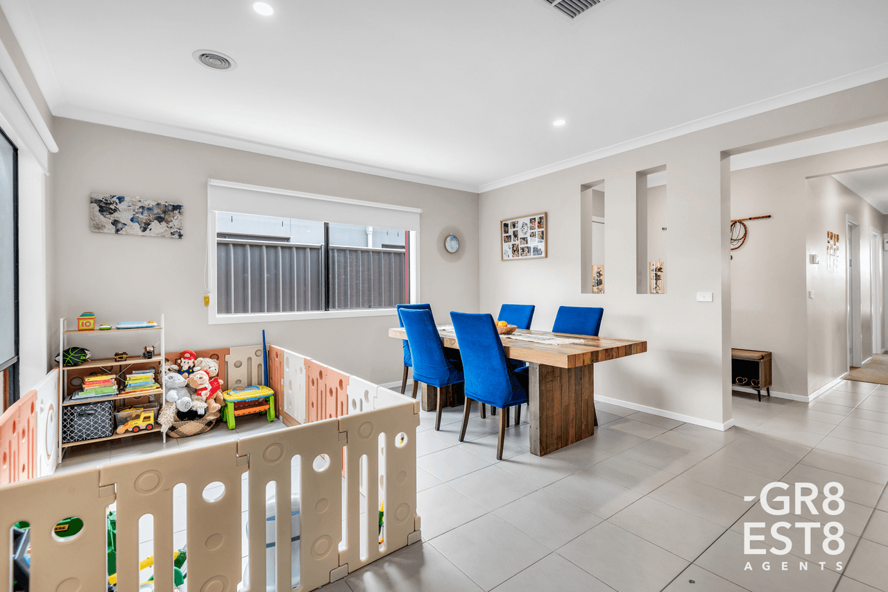 16 Frogmore Lane, CRANBOURNE NORTH, VIC 3977