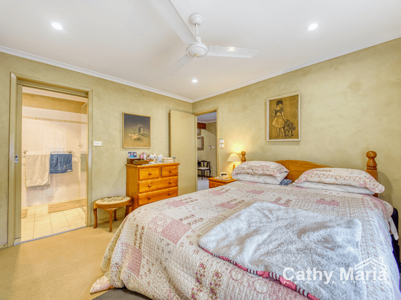 14-16 Gymea Crescent, MANNERING PARK, NSW 2259