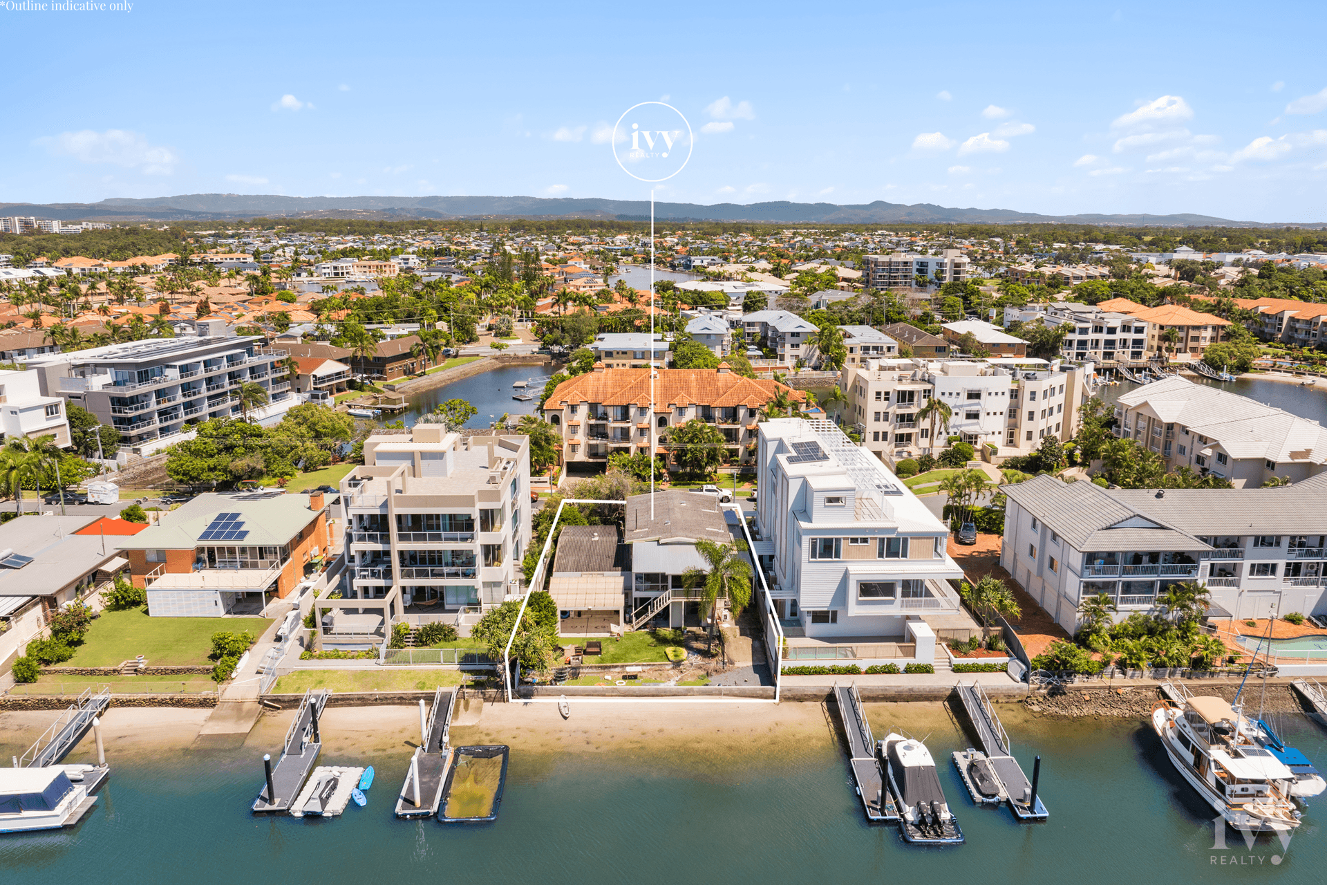 13 Canal Avenue, Runaway Bay, QLD 4216