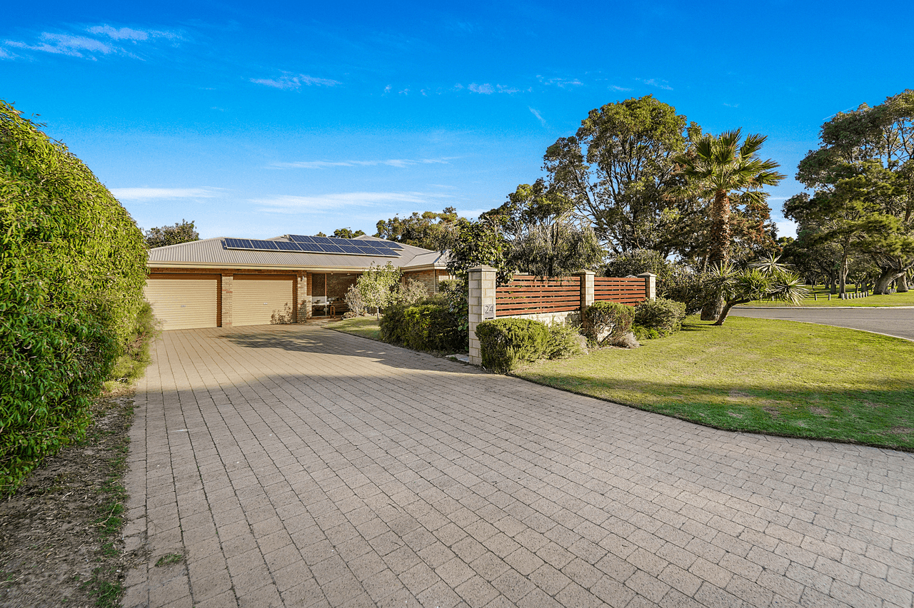 24 Castlecrag Drive, KALLAROO, WA 6025