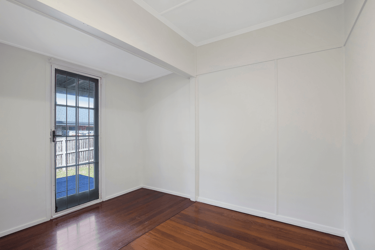 54 Empire Avenue, MANLY WEST, QLD 4179