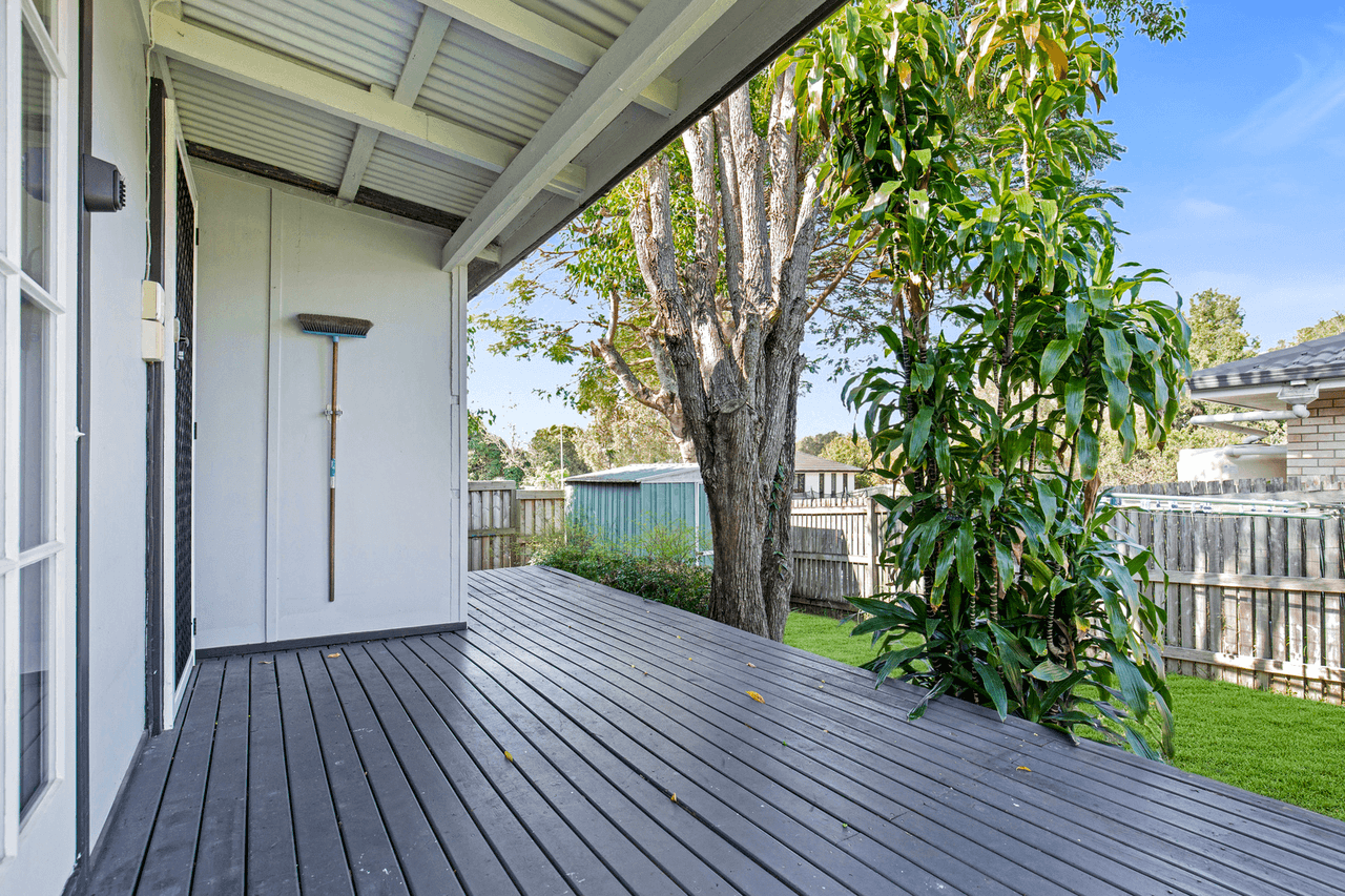 54 Empire Avenue, MANLY WEST, QLD 4179