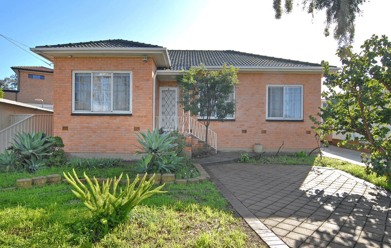 8 Greenbank Drive, WINDSOR GARDENS, SA 5087