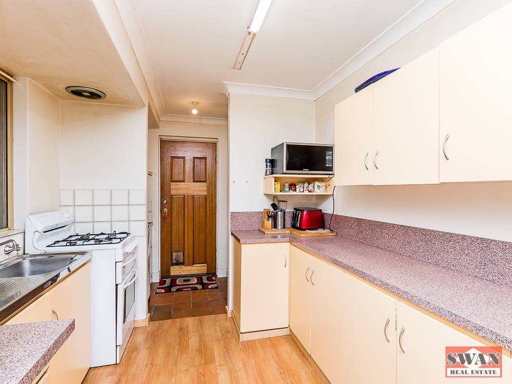 22 The Ridgeway, Swan View, WA 6056