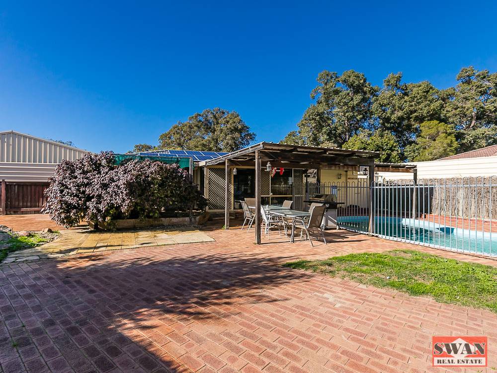 22 The Ridgeway, Swan View, WA 6056