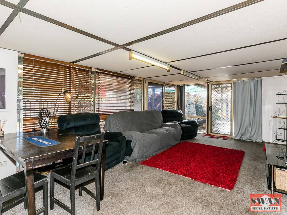 22 The Ridgeway, Swan View, WA 6056