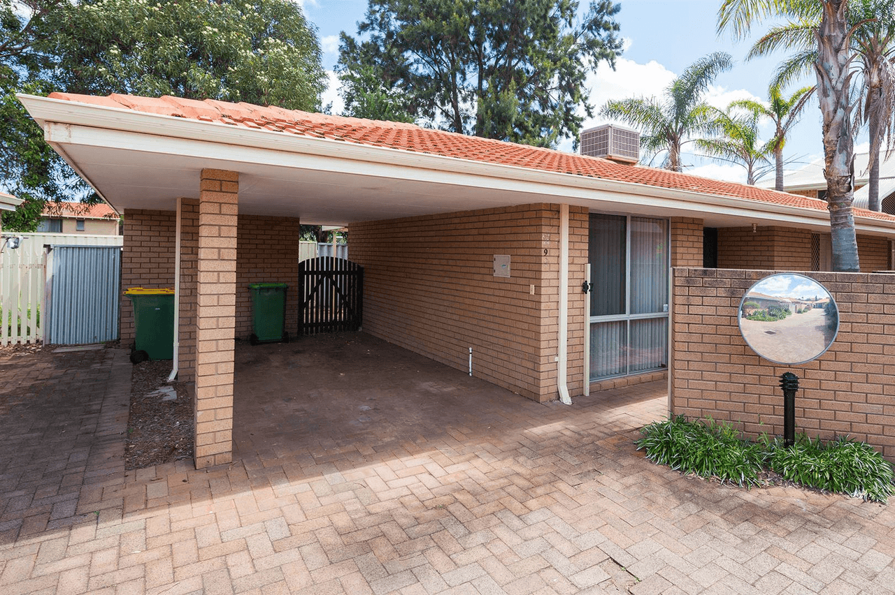 9/6 Pinewood Avenue, Kardinya, WA 6163