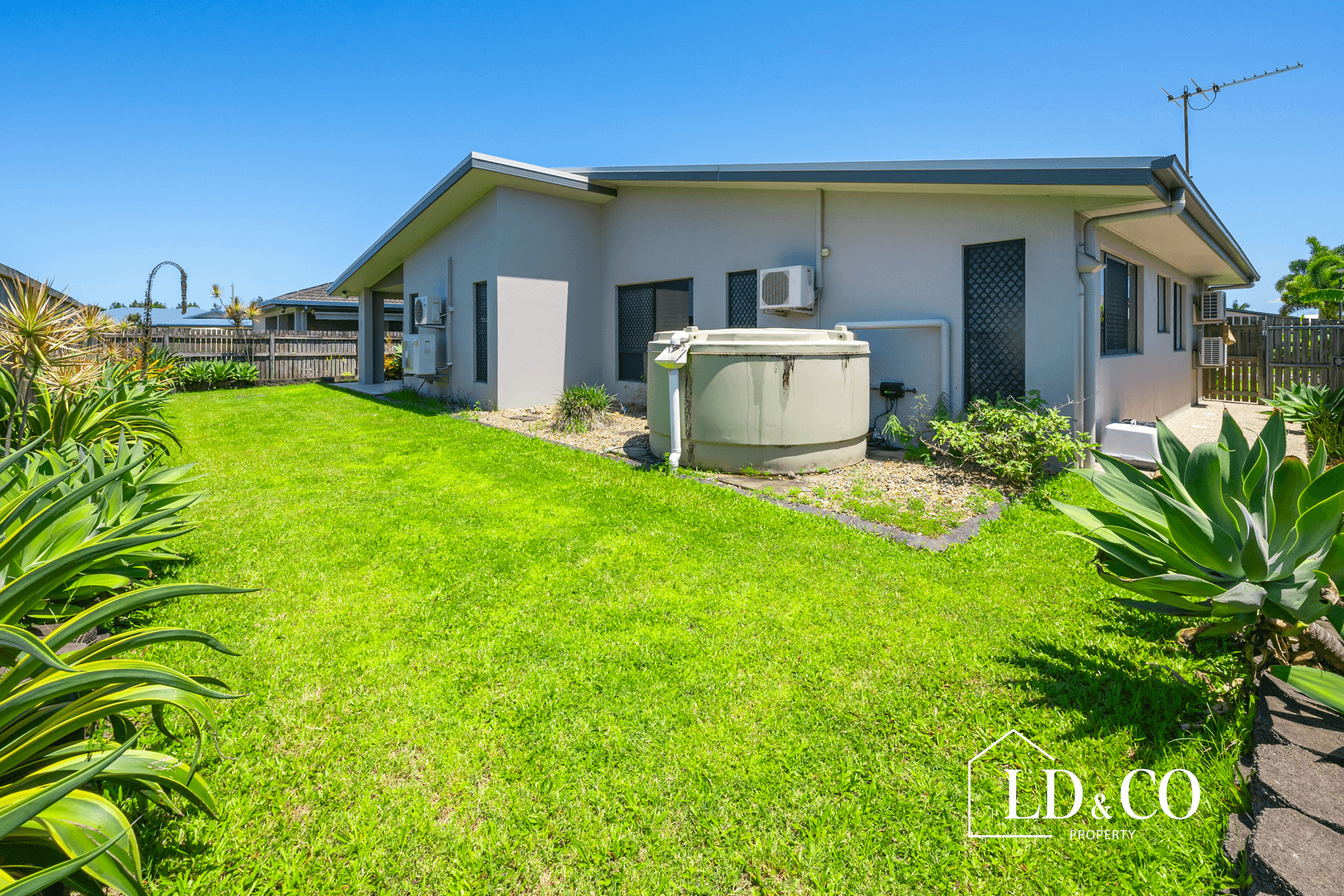 11 Mida Lane, OORALEA, QLD 4740