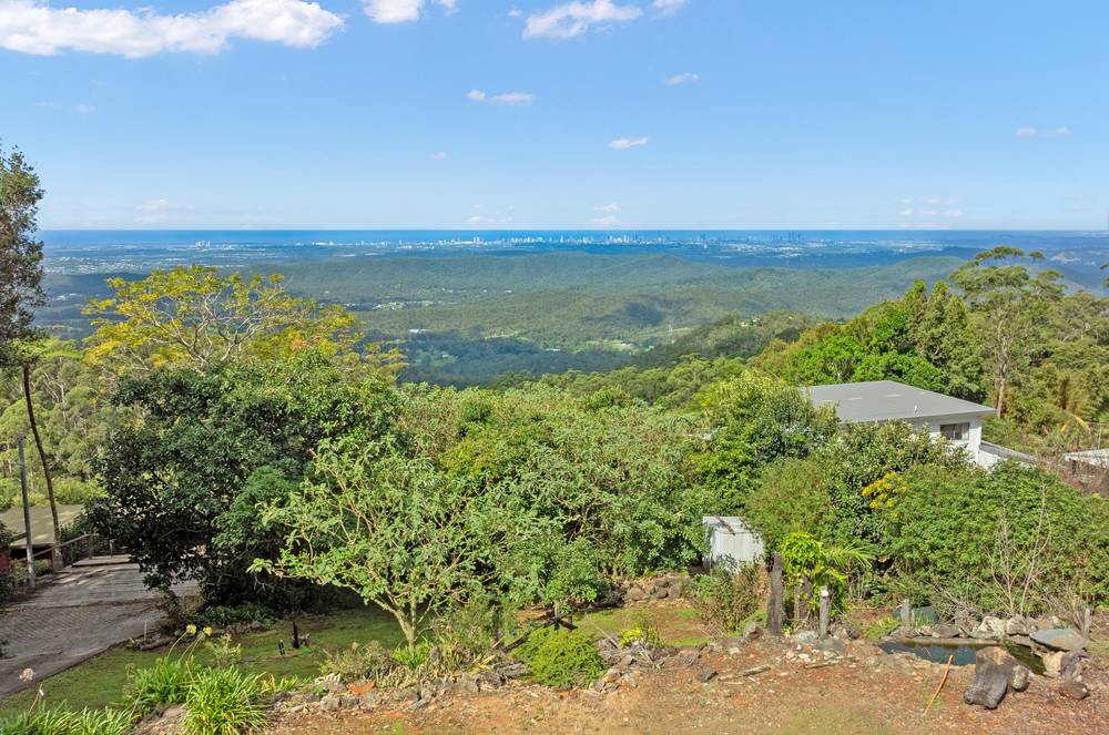 10 Coomera Gorge Drive, TAMBORINE MOUNTAIN, QLD 4272