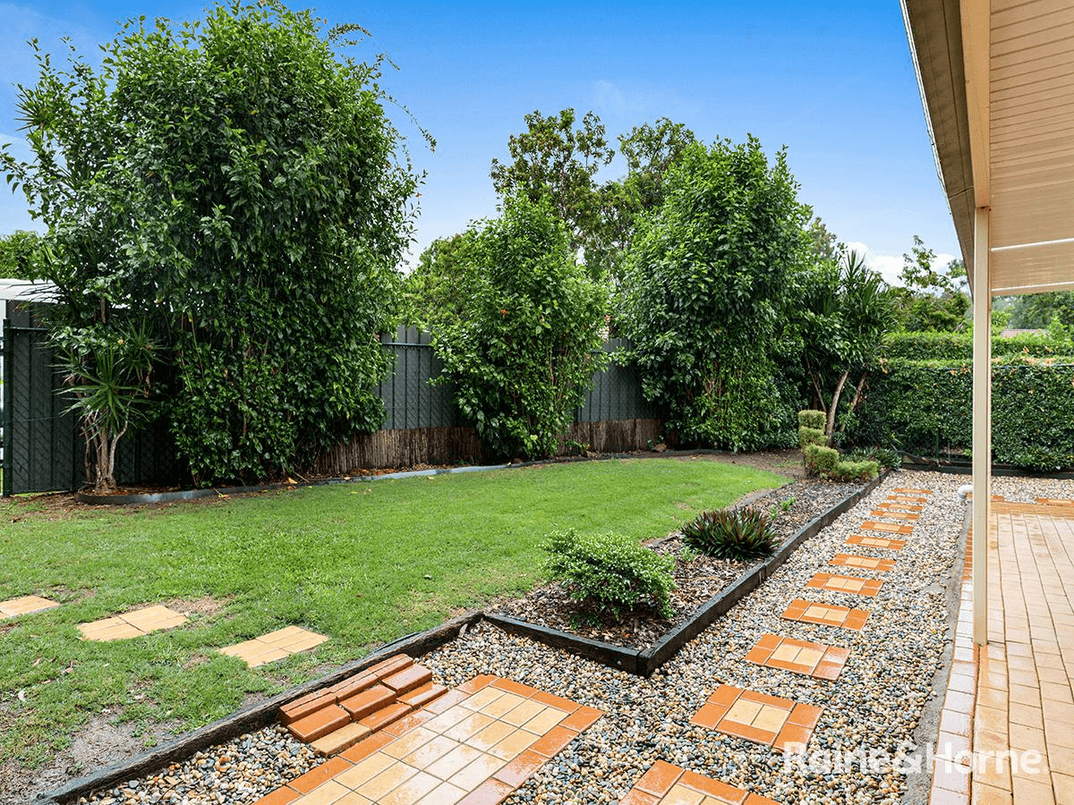 26 Cedrela Street, MOGGILL, QLD 4070