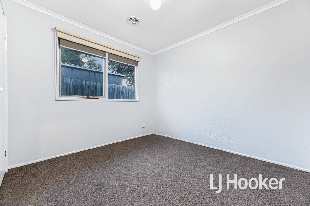 2 Amanda Court, PAKENHAM, VIC 3810