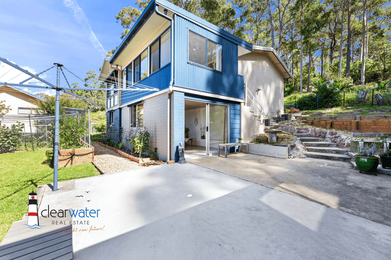 9 Riverview Rd, North Narooma, NSW 2546