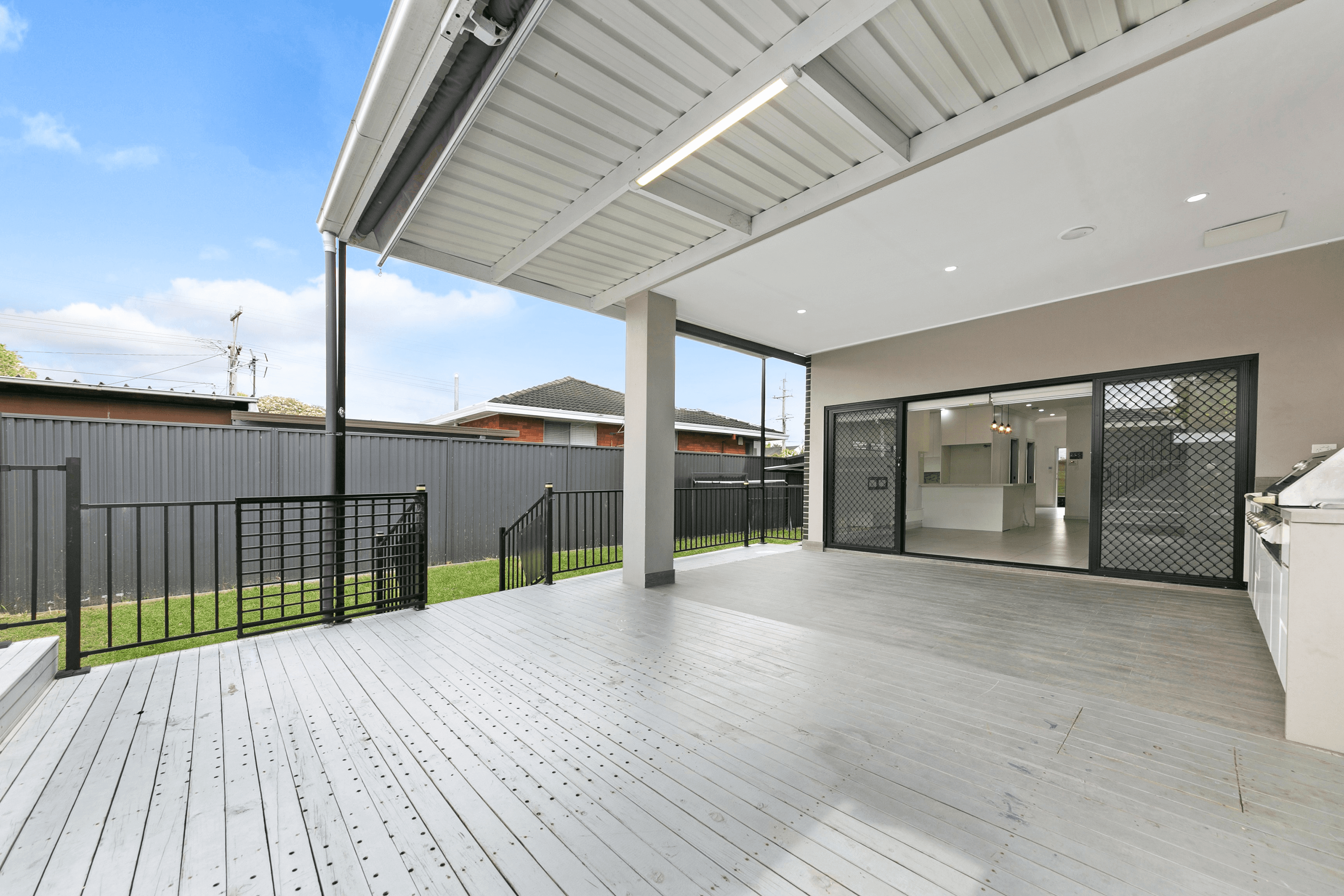 3A Lucinda Rd, GREYSTANES, NSW 2145