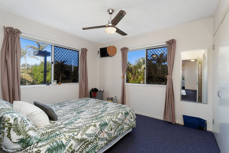 14/396 Esplanade, TORQUAY, QLD 4655