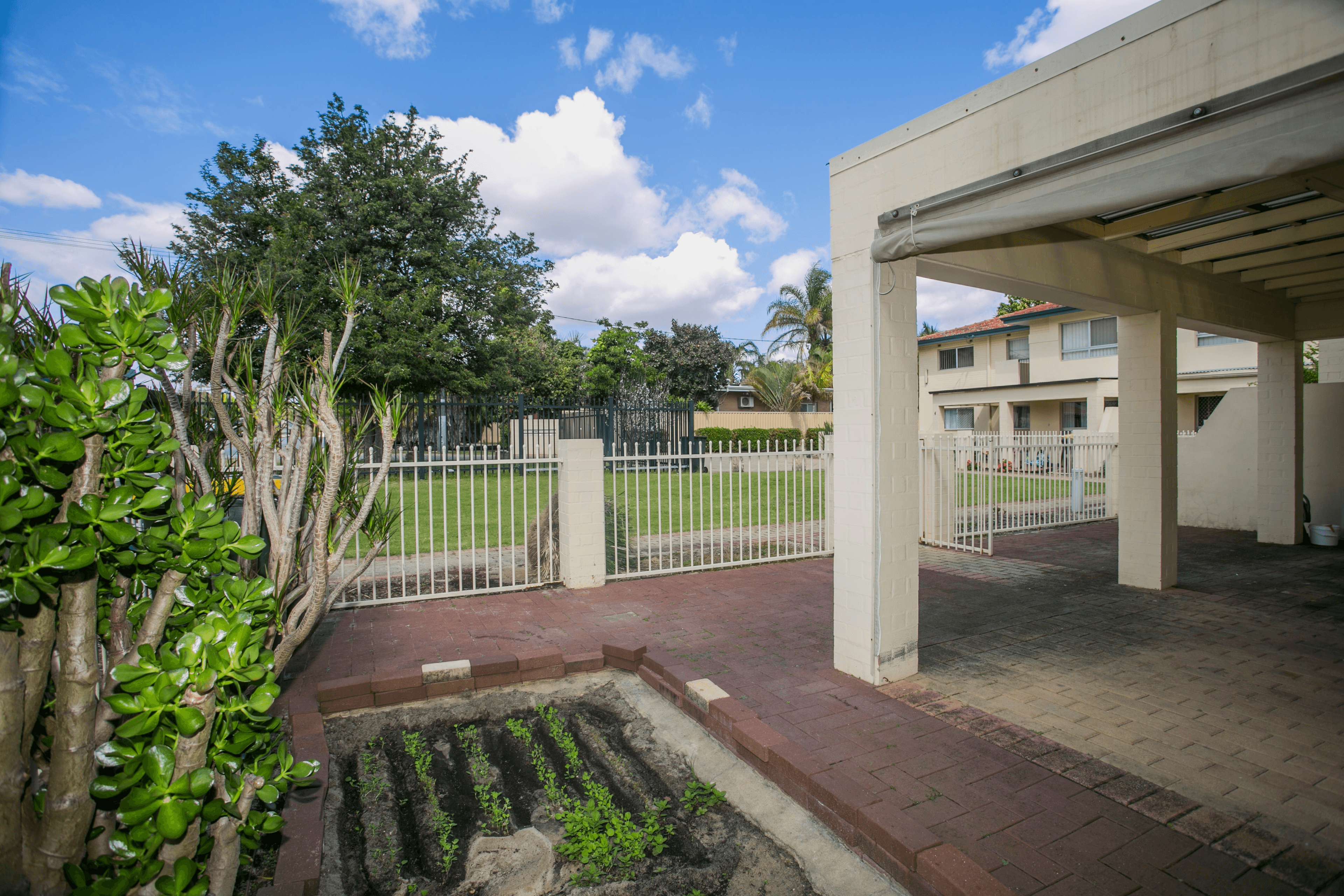 1/45 Bradley Way, Lockridge, WA 6054