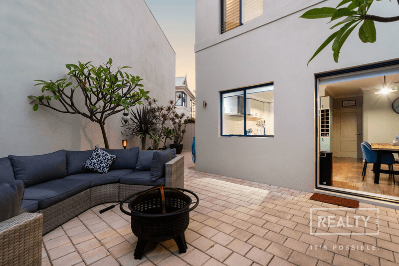 29 Glensanda Way, Mindarie, WA 6030