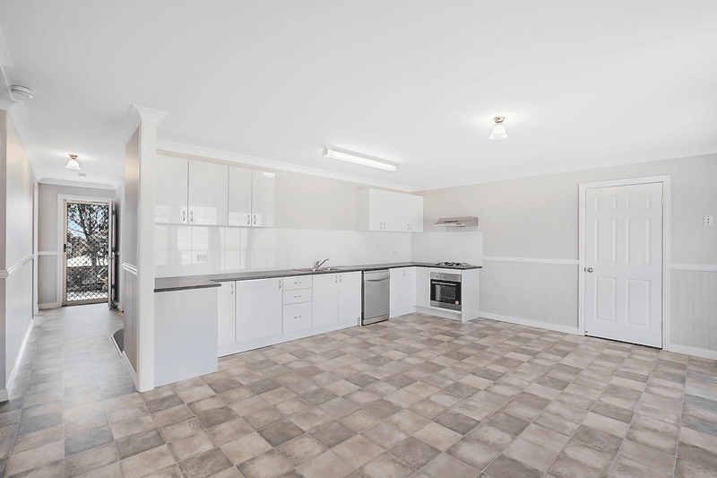 66 Gorman Street, DARLING HEIGHTS, QLD 4350