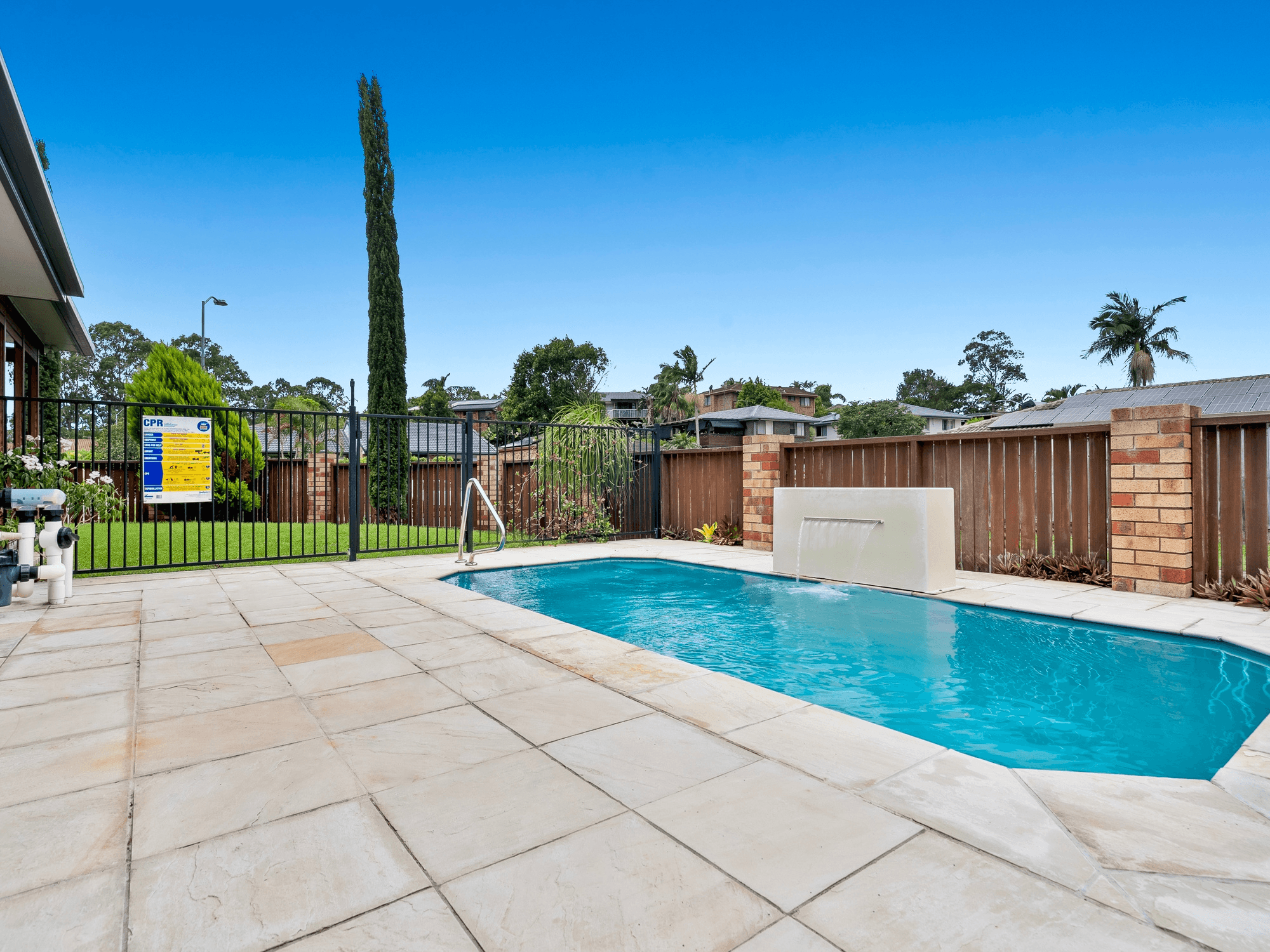 3 Kalmia Court, Elanora, QLD 4221