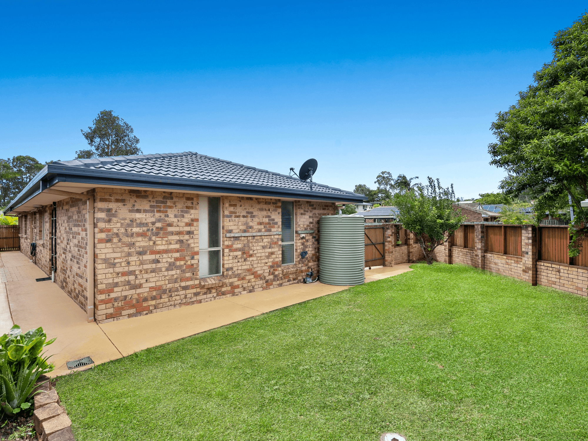 3 Kalmia Court, Elanora, QLD 4221