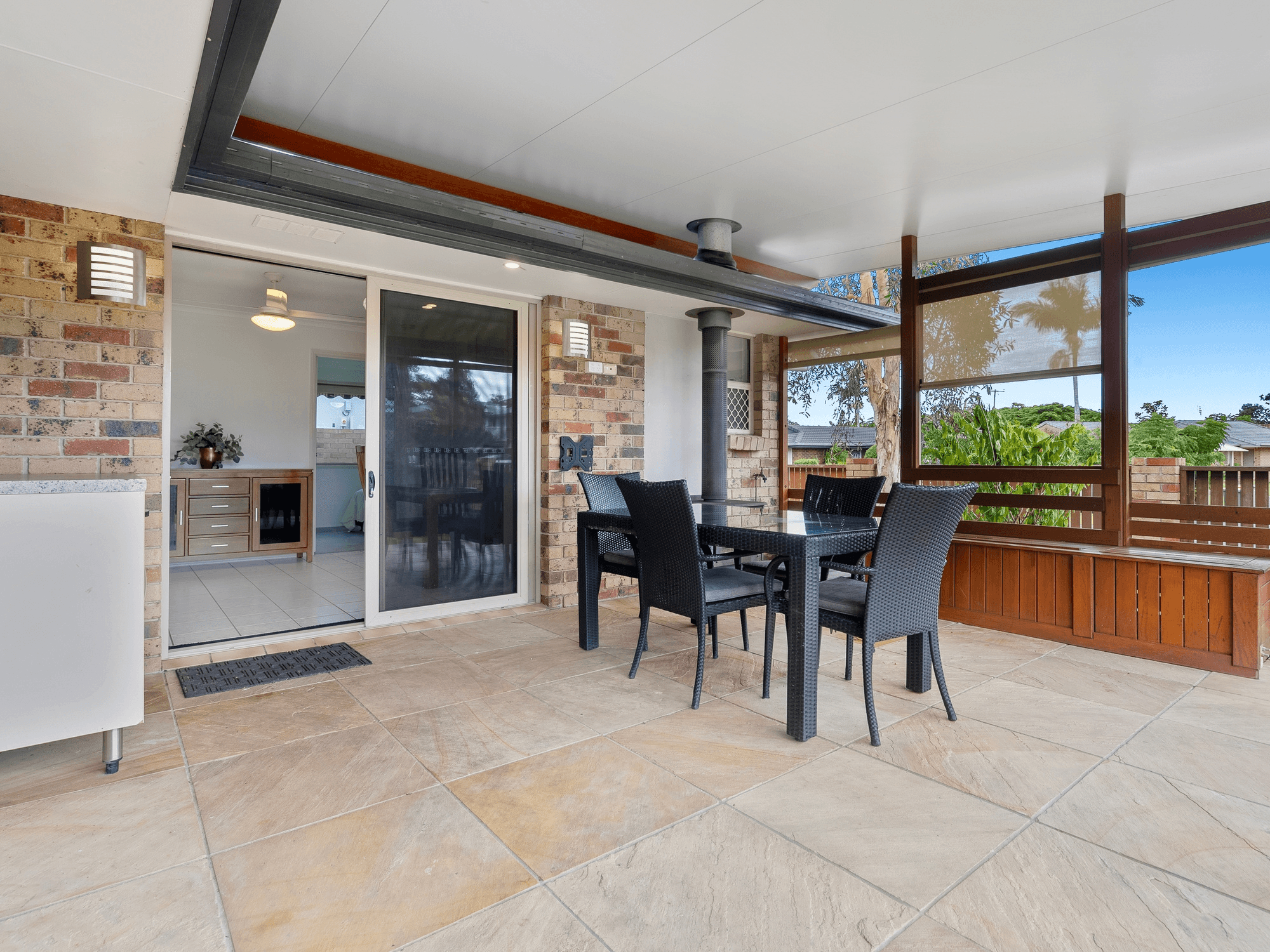 3 Kalmia Court, Elanora, QLD 4221