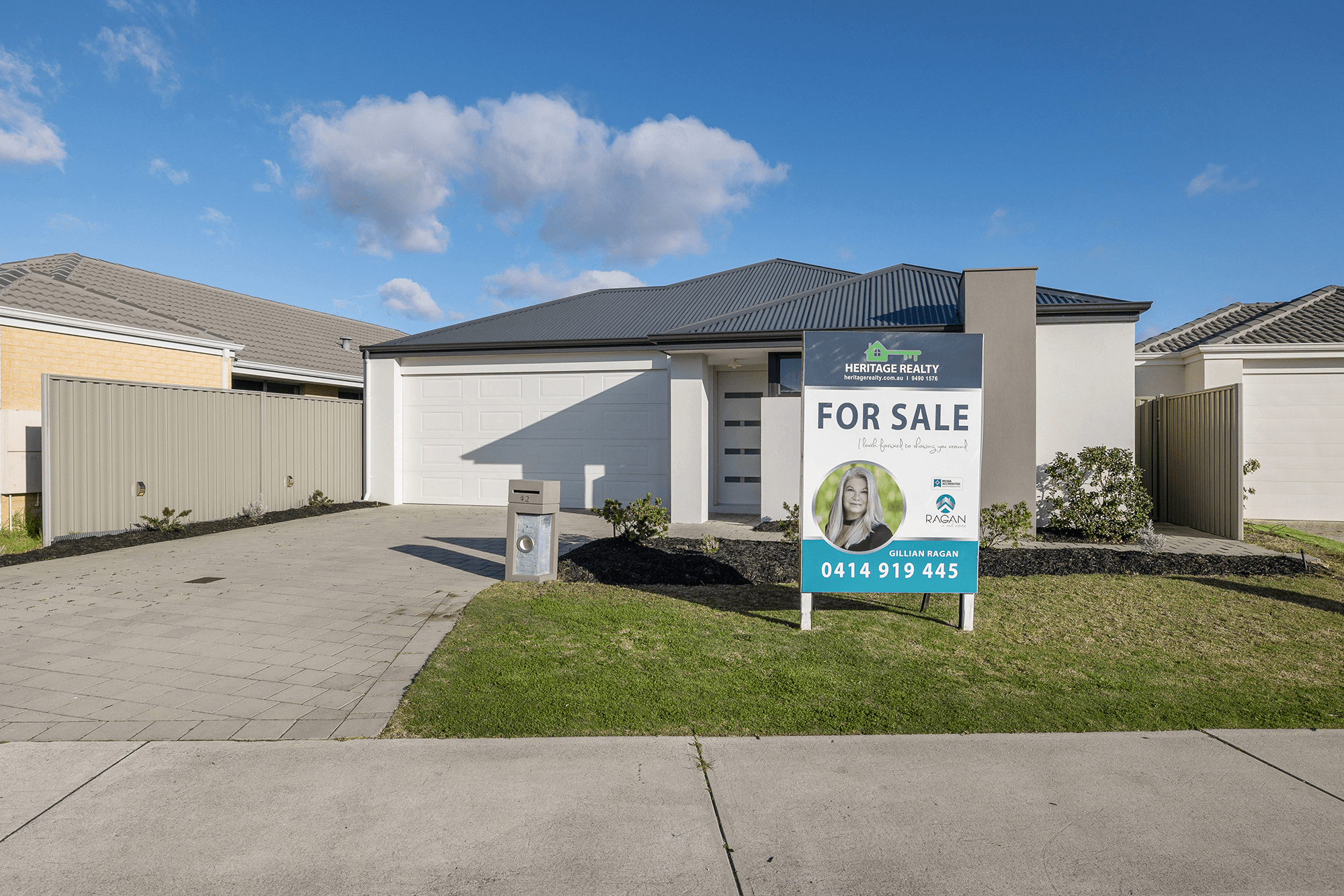 42 Hobson Loop, PIARA WATERS, WA 6112