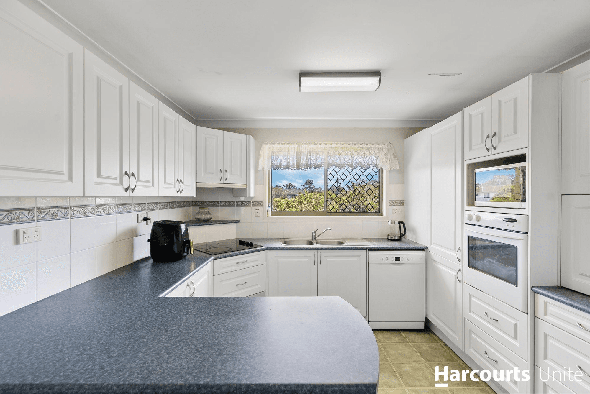 37 Learmonth Street, STRATHPINE, QLD 4500