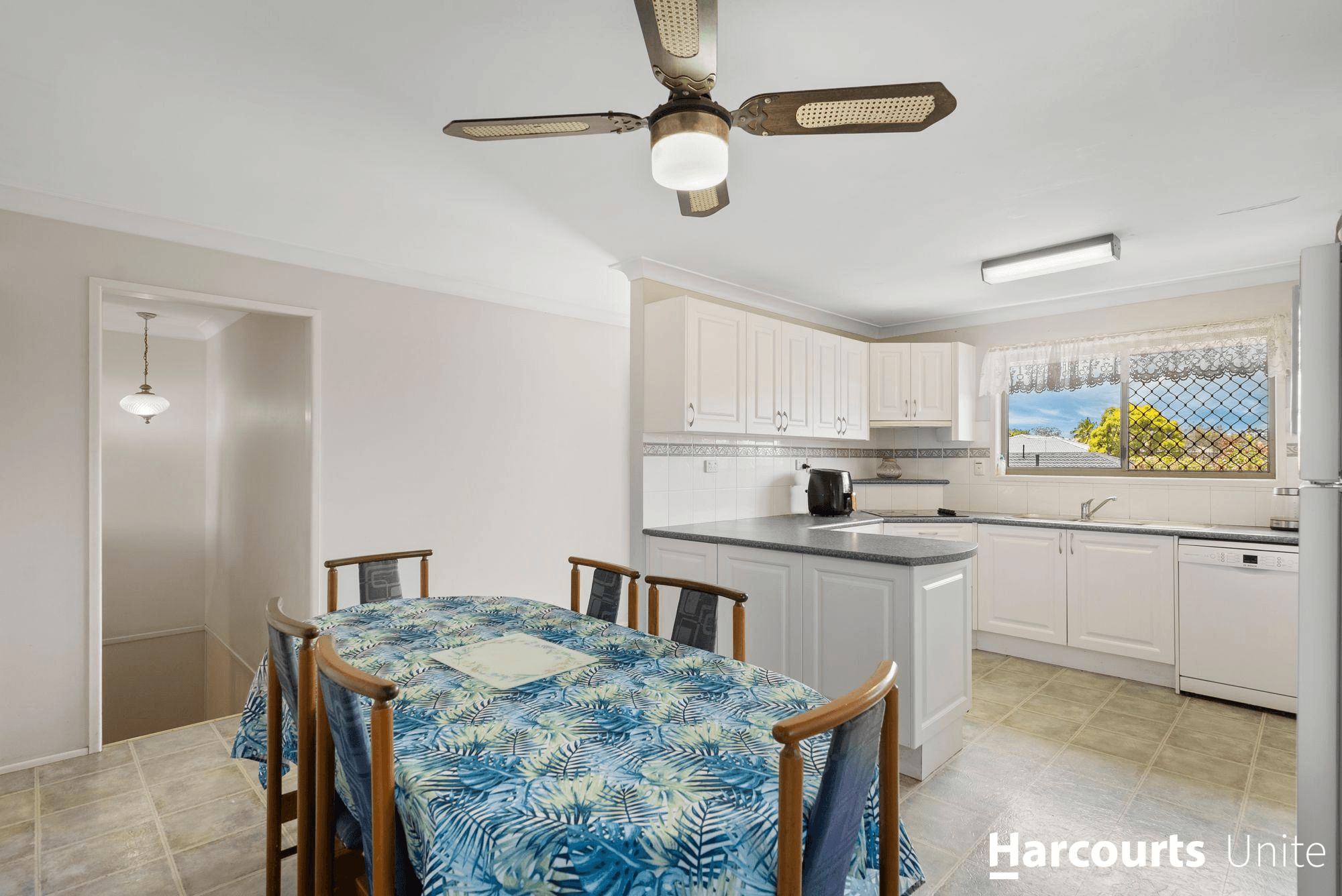 37 Learmonth Street, STRATHPINE, QLD 4500