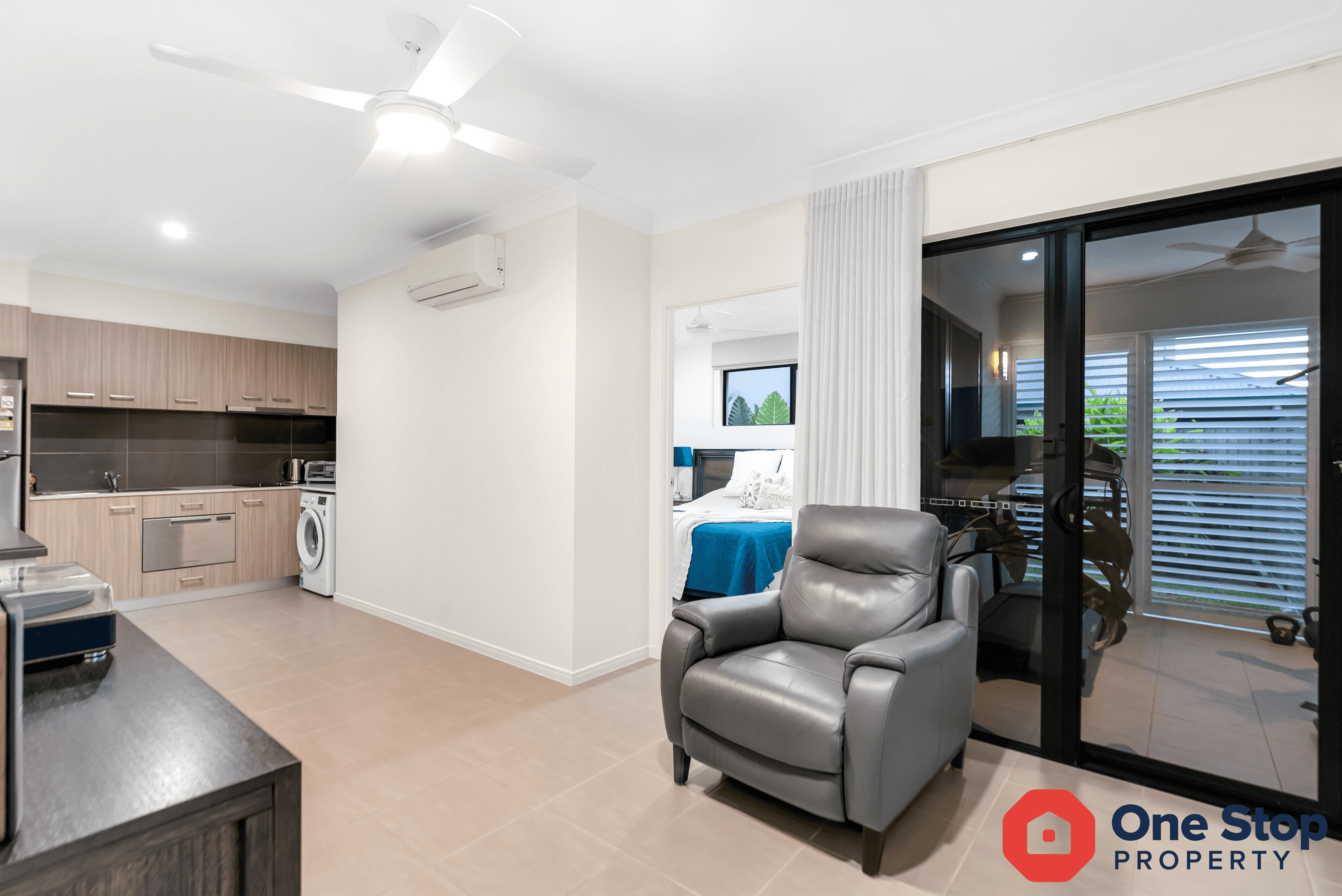 24 Outlook Drive, BENTLEY PARK, QLD 4869