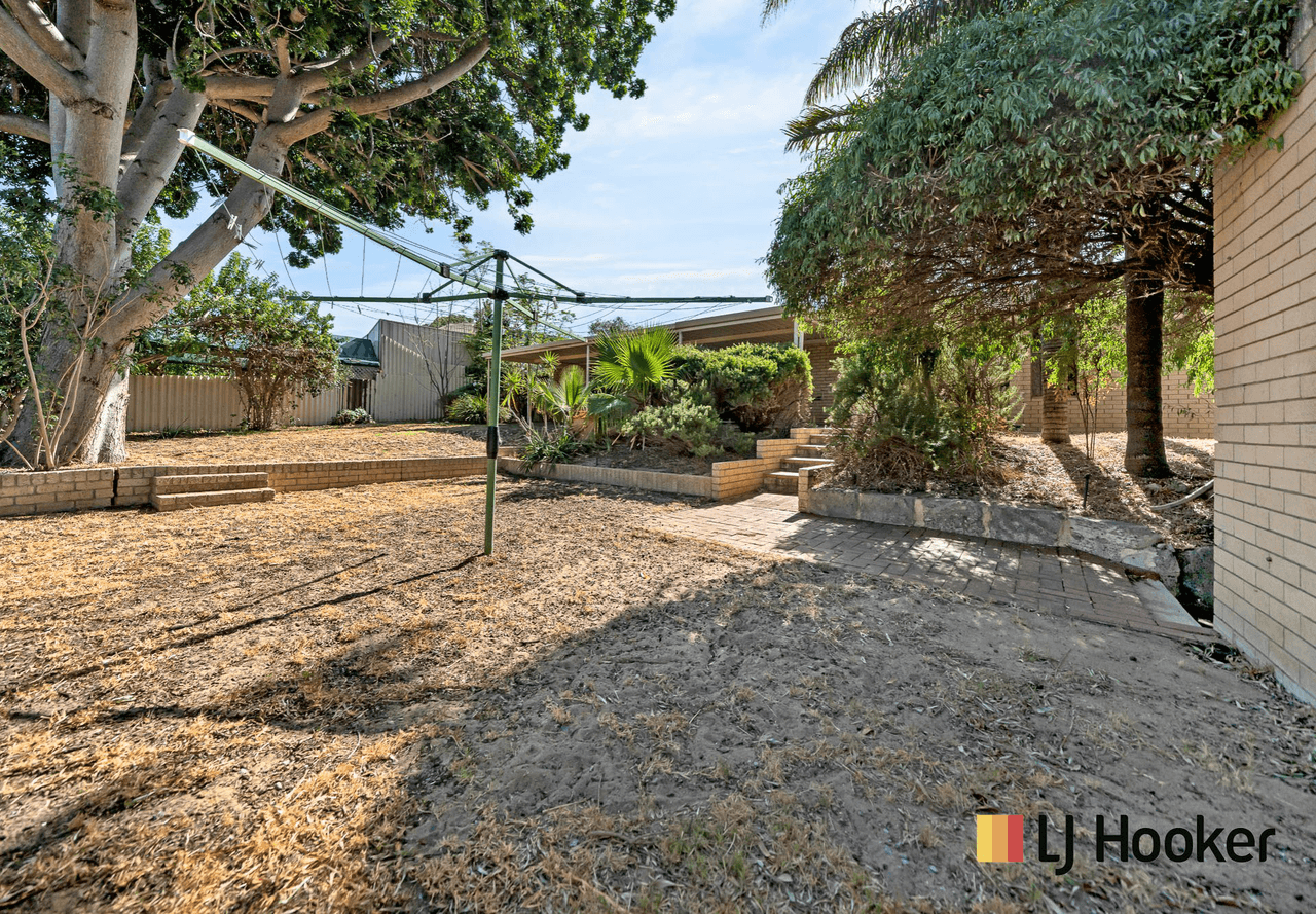 52 Yallambee Crescent, WANNEROO, WA 6065