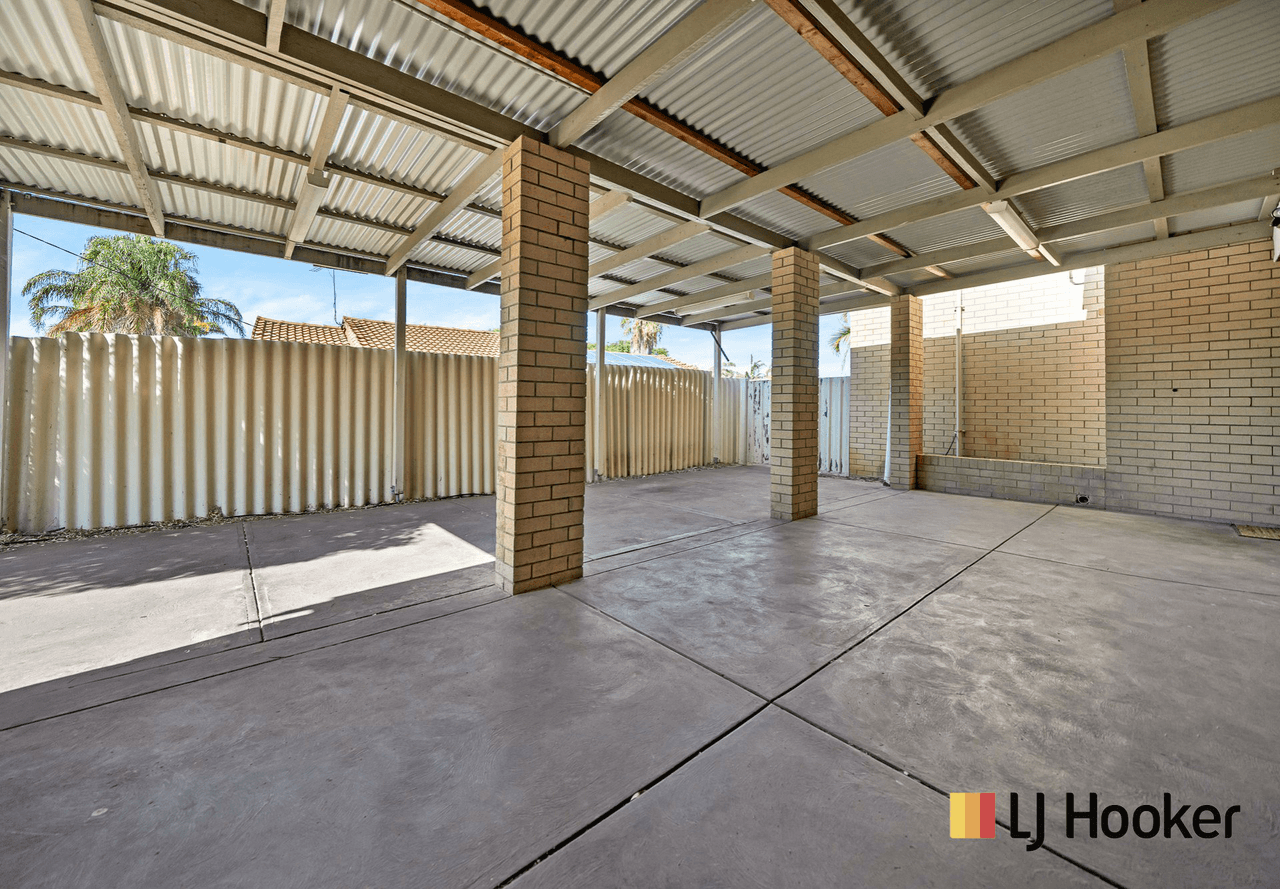 52 Yallambee Crescent, WANNEROO, WA 6065