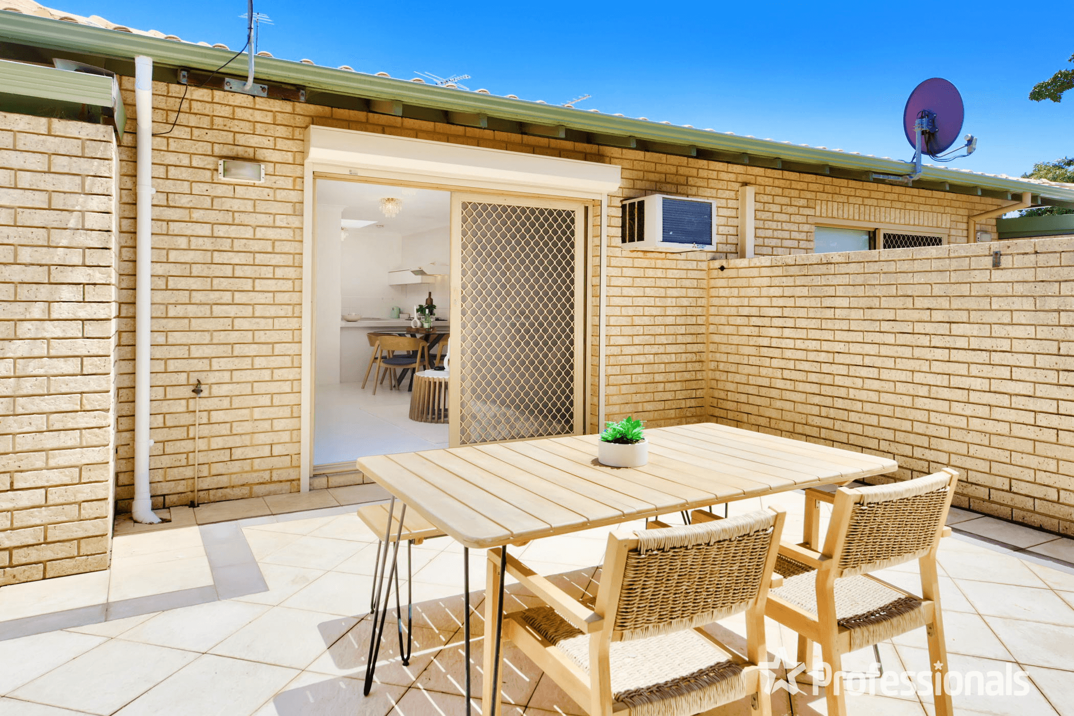 14/2 Railton Place, DIANELLA, WA 6059