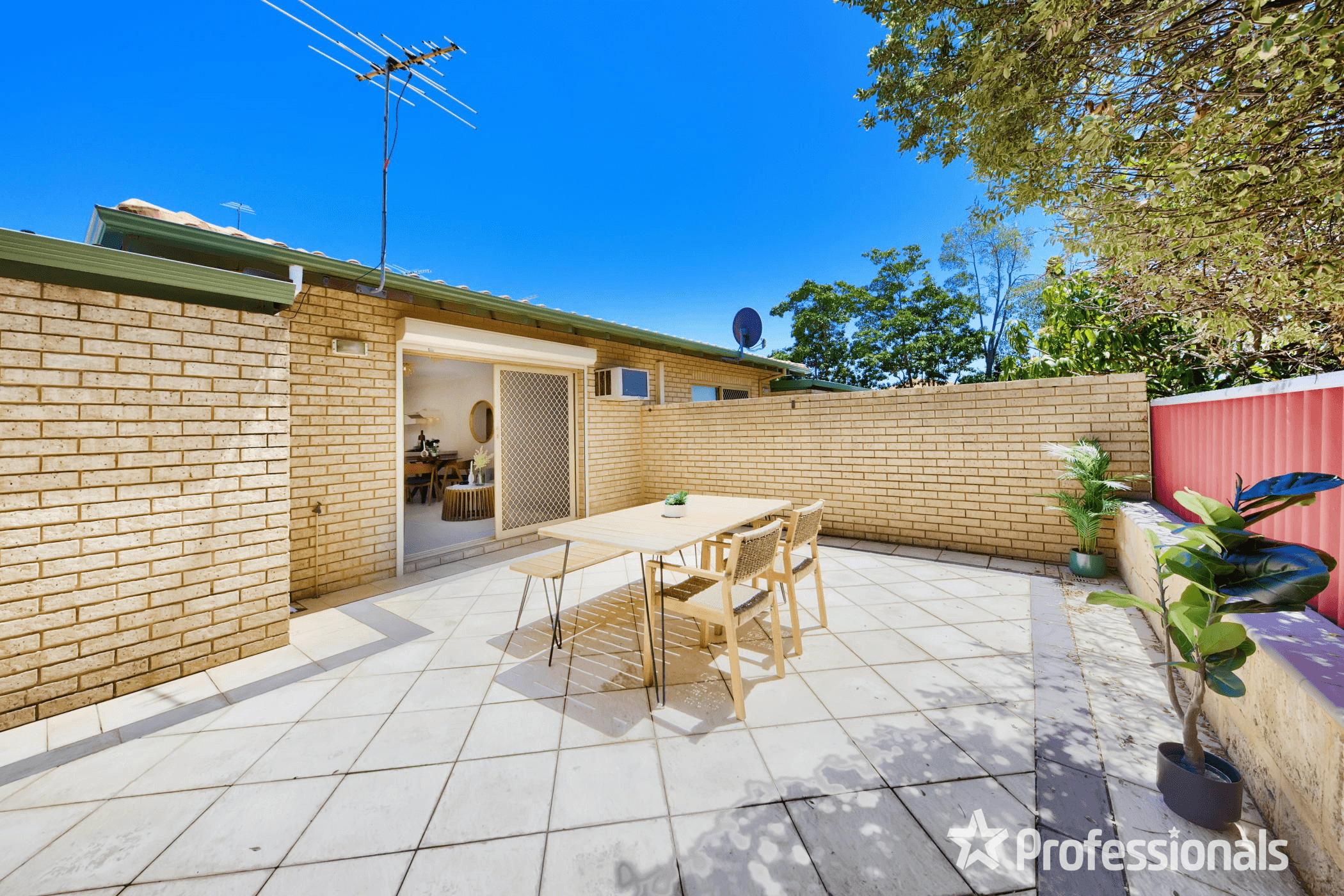 14/2 Railton Place, DIANELLA, WA 6059