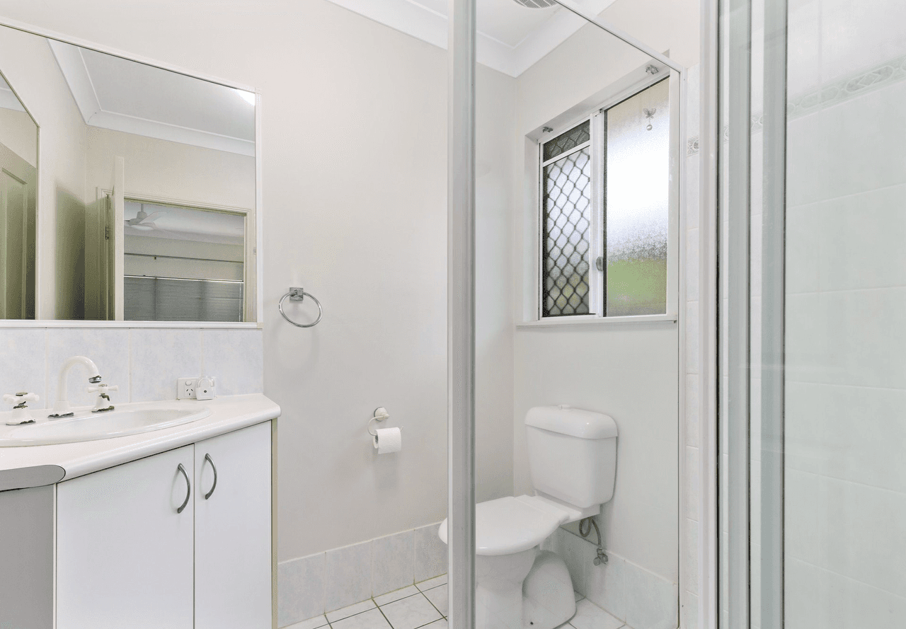 4 Colonial Close, REDLYNCH, QLD 4870