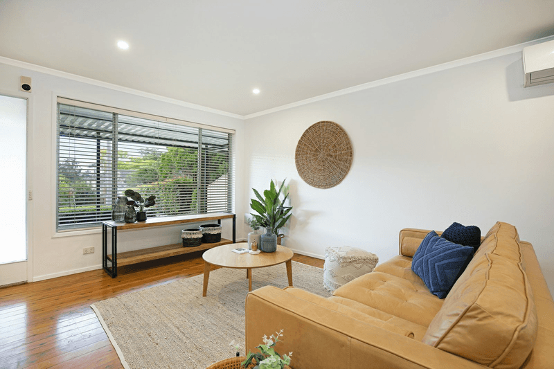 14 Priestley Parade, POINT CLARE, NSW 2250