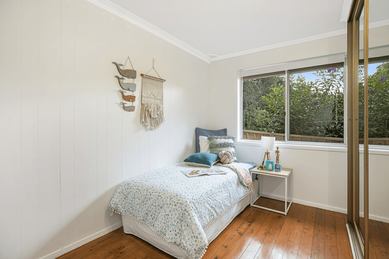 14 Priestley Parade, POINT CLARE, NSW 2250