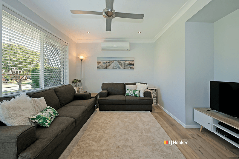 11 Burnett Drive, MURRUMBA DOWNS, QLD 4503