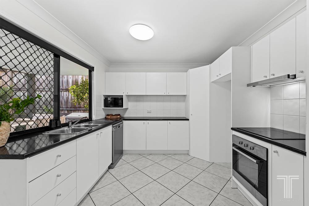 33/12 Greendale Way, Carindale, QLD 4152