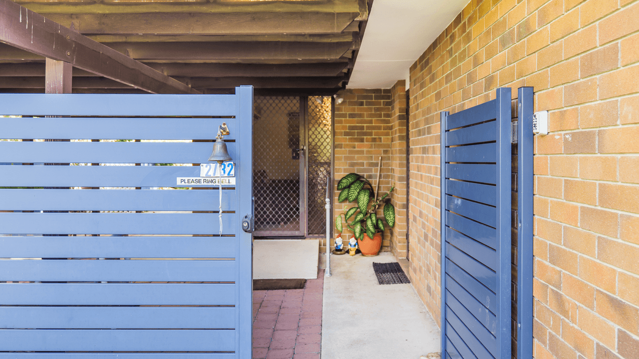 Unit 2/32 Galloway Dr, Ashmore, QLD 4214