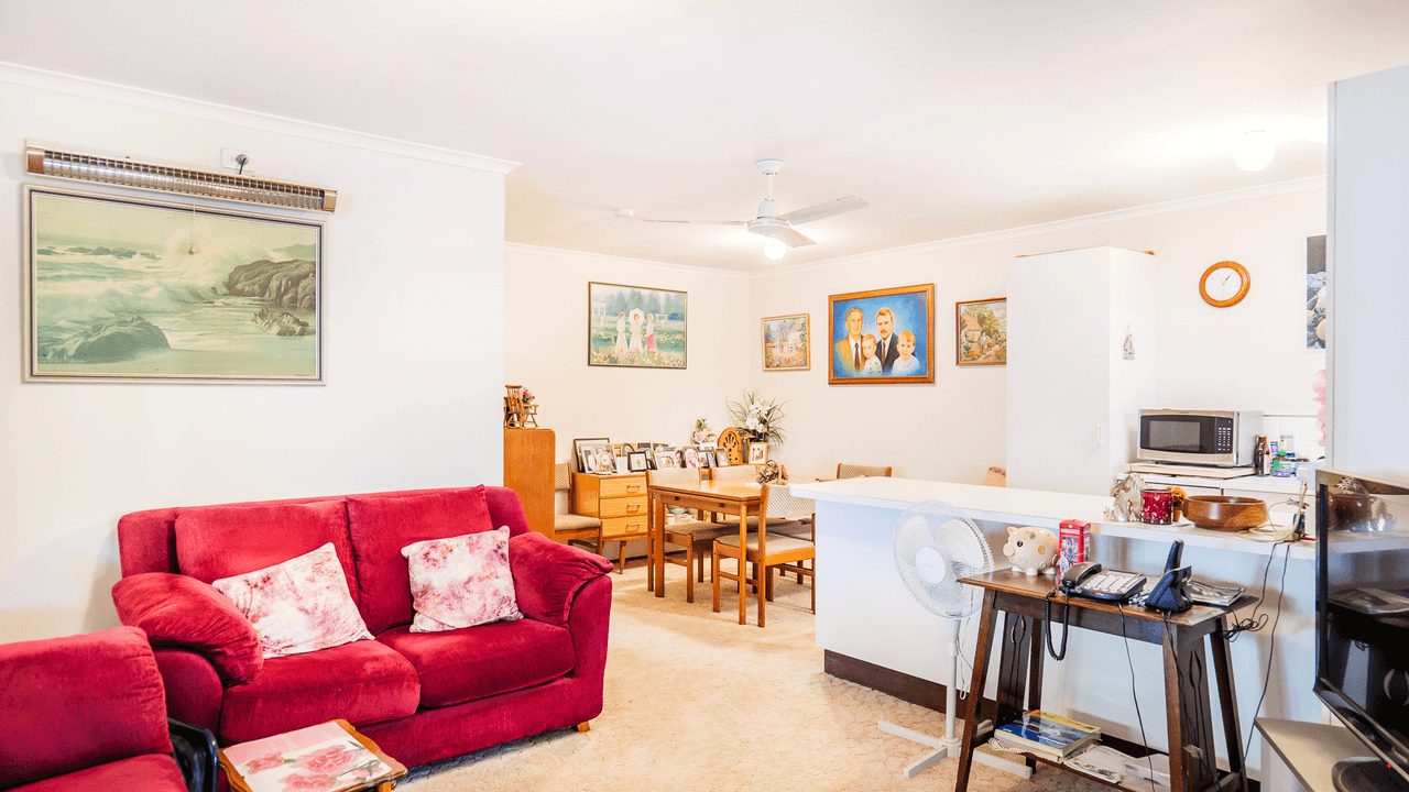 Unit 2/32 Galloway Dr, Ashmore, QLD 4214