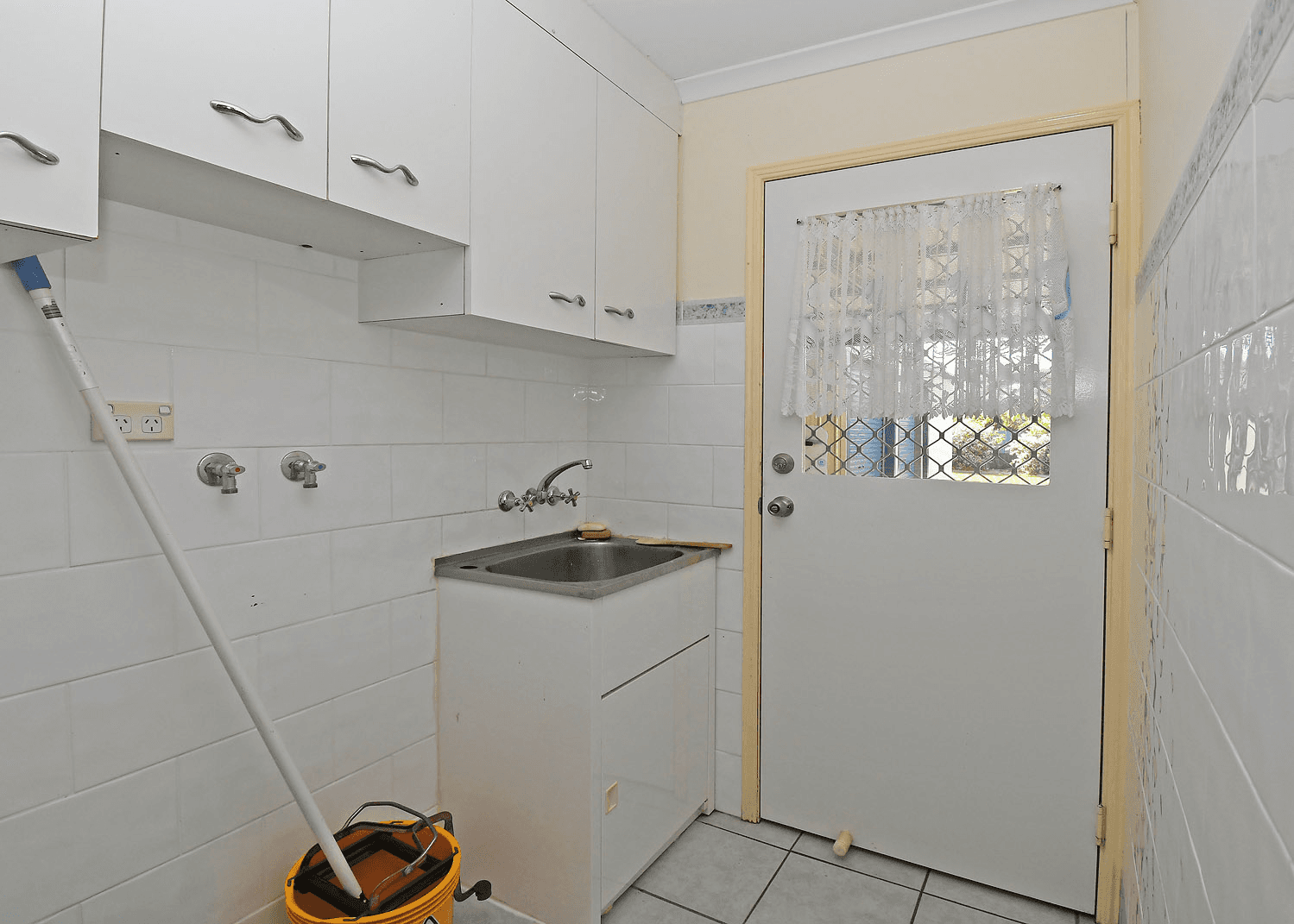 56 Barker Street, POINT VERNON, QLD 4655
