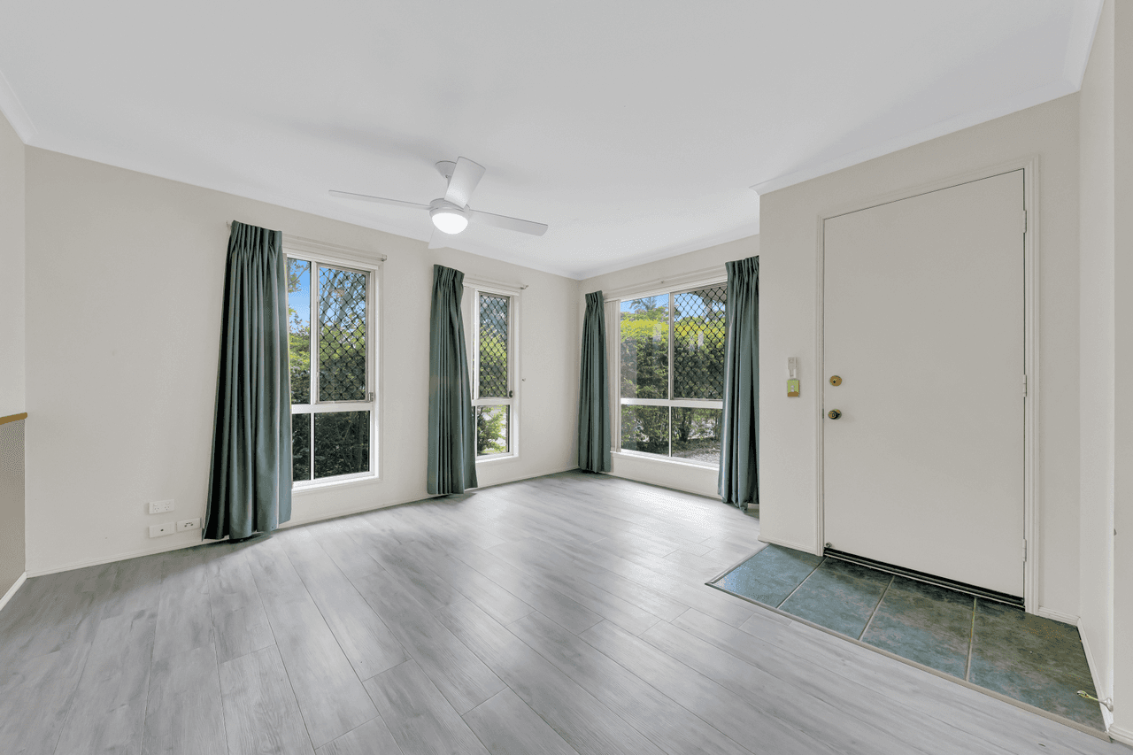 1/10 Wodala Crescent, BRACKEN RIDGE, QLD 4017