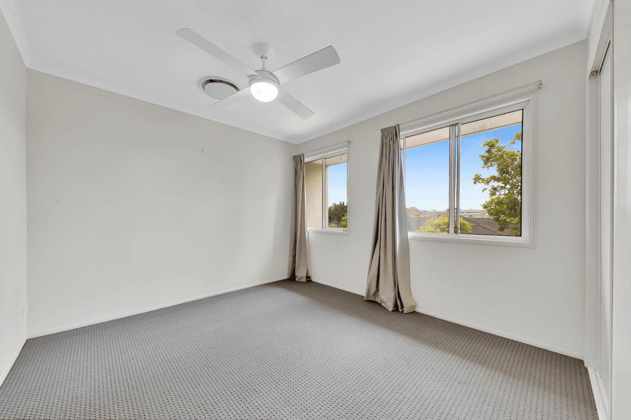 1/10 Wodala Crescent, BRACKEN RIDGE, QLD 4017