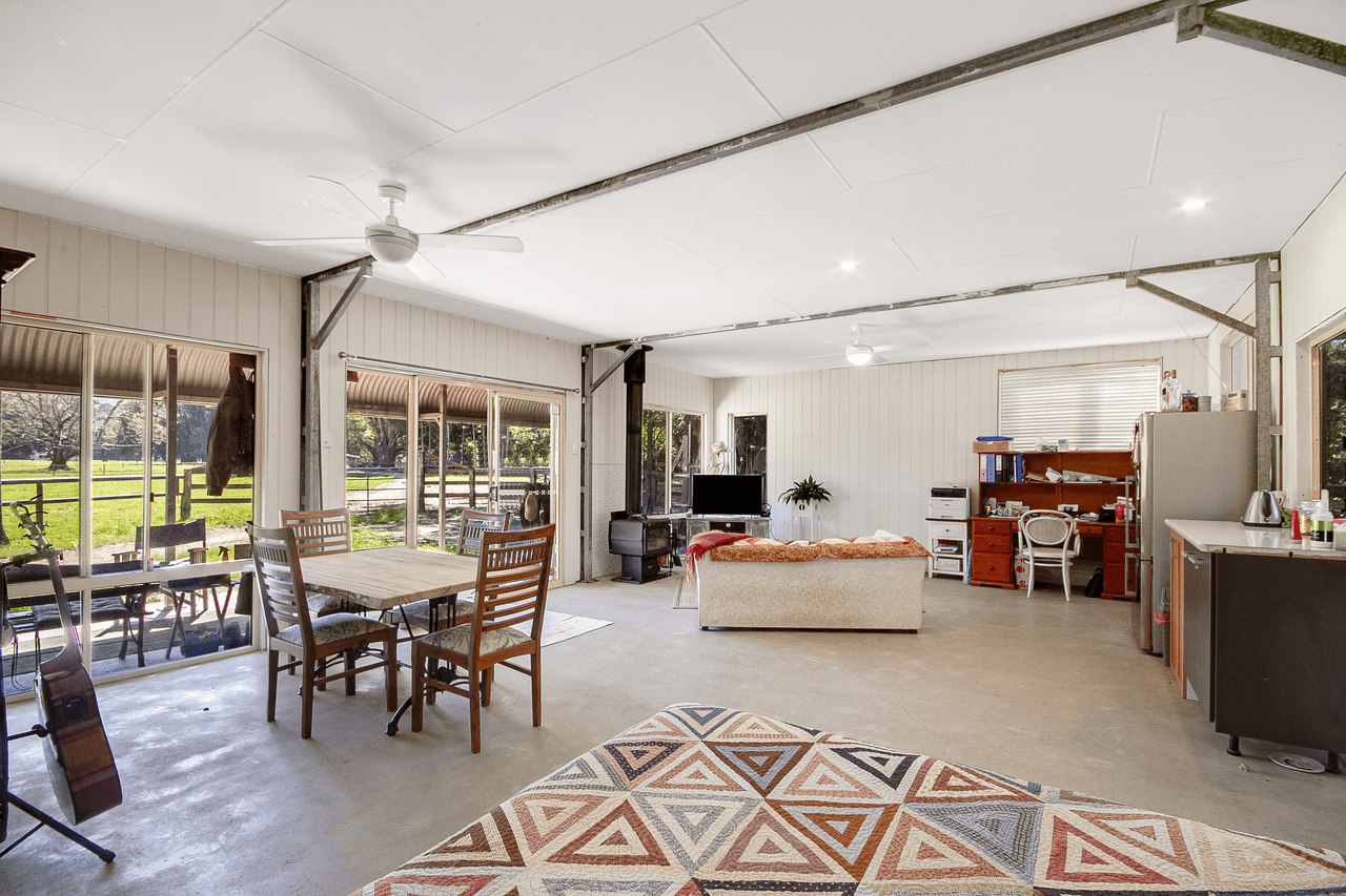 1004 Numinbah Road, CRYSTAL CREEK, NSW 2484