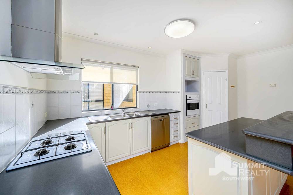 2/14 Carey Street, Bunbury, WA 6230