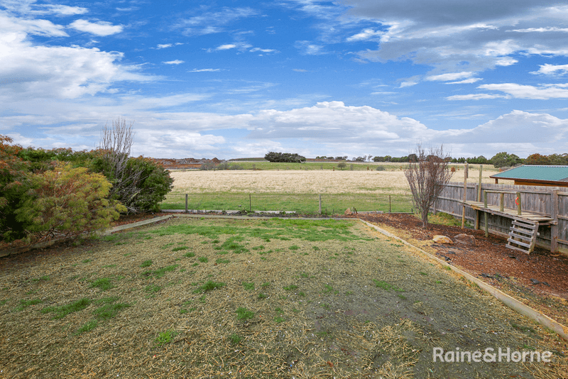 20 Tasman Road, GISBORNE, VIC 3437