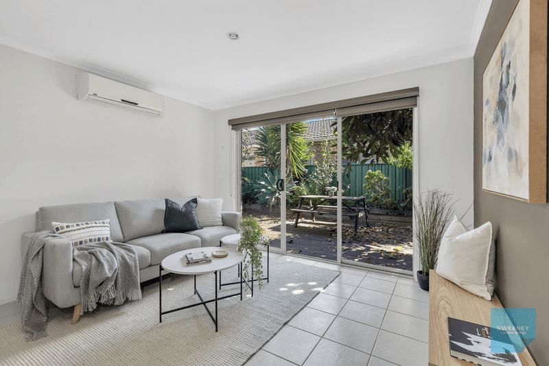 32 Strickland Crescent, BURNSIDE, VIC 3023