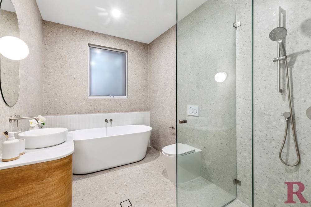 1/4-6 Churchill Avenue, Kirrawee, NSW 2232