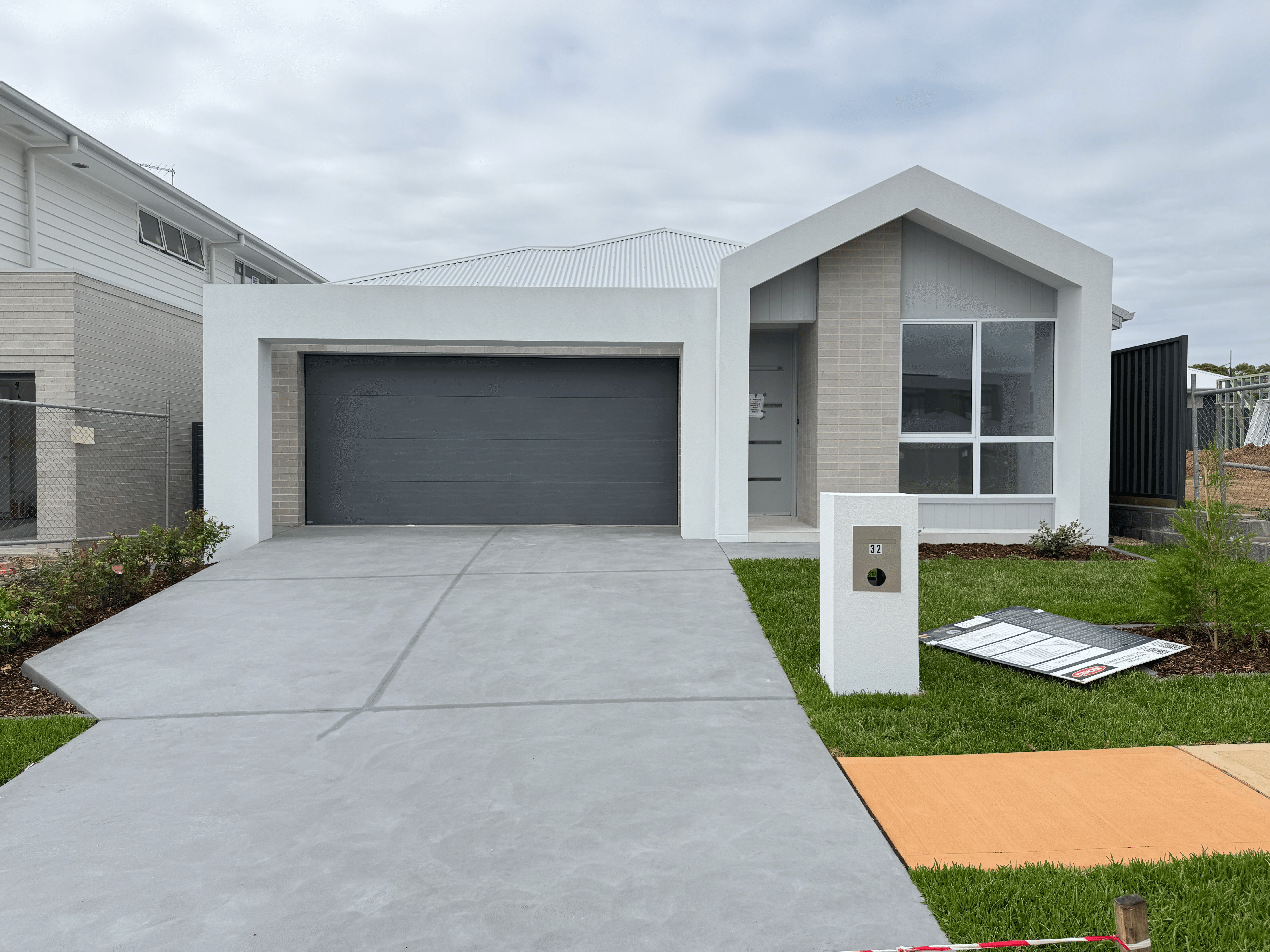 30 Whitrod Avenue, ORAN PARK, NSW 2570