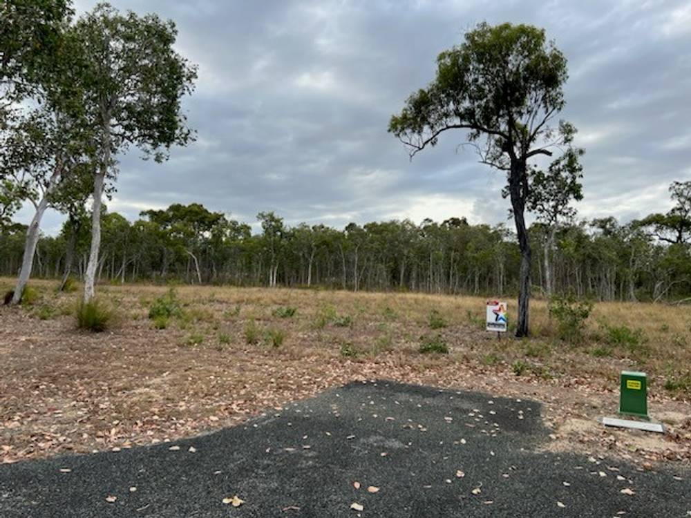 Lakeside Estate Conder Parade, LAGUNA QUAYS, QLD 4800